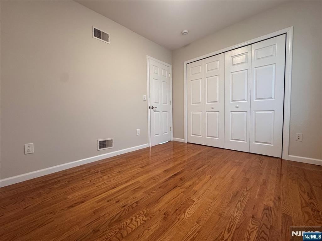 199 Maple Ave - Photo 3 of 11