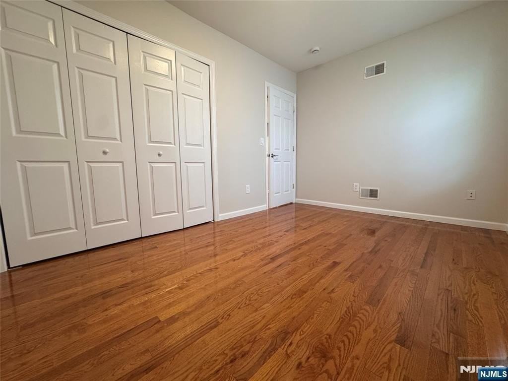 199 Maple Ave - Photo 5 of 11