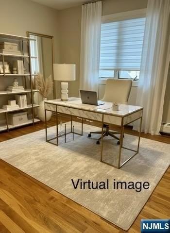 2425 1st St - Photo 4 of 12