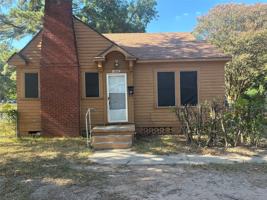 featured image of 2660 Vivian St