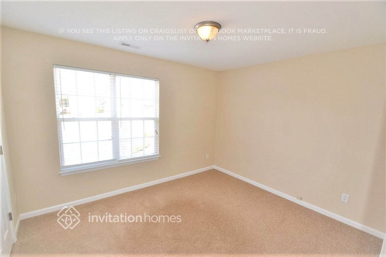 549 Havenbrook Way Nw - Photo 2 of 6