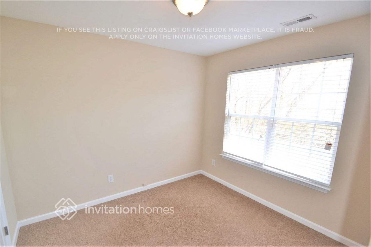 549 Havenbrook Way Nw - Photo 3 of 6