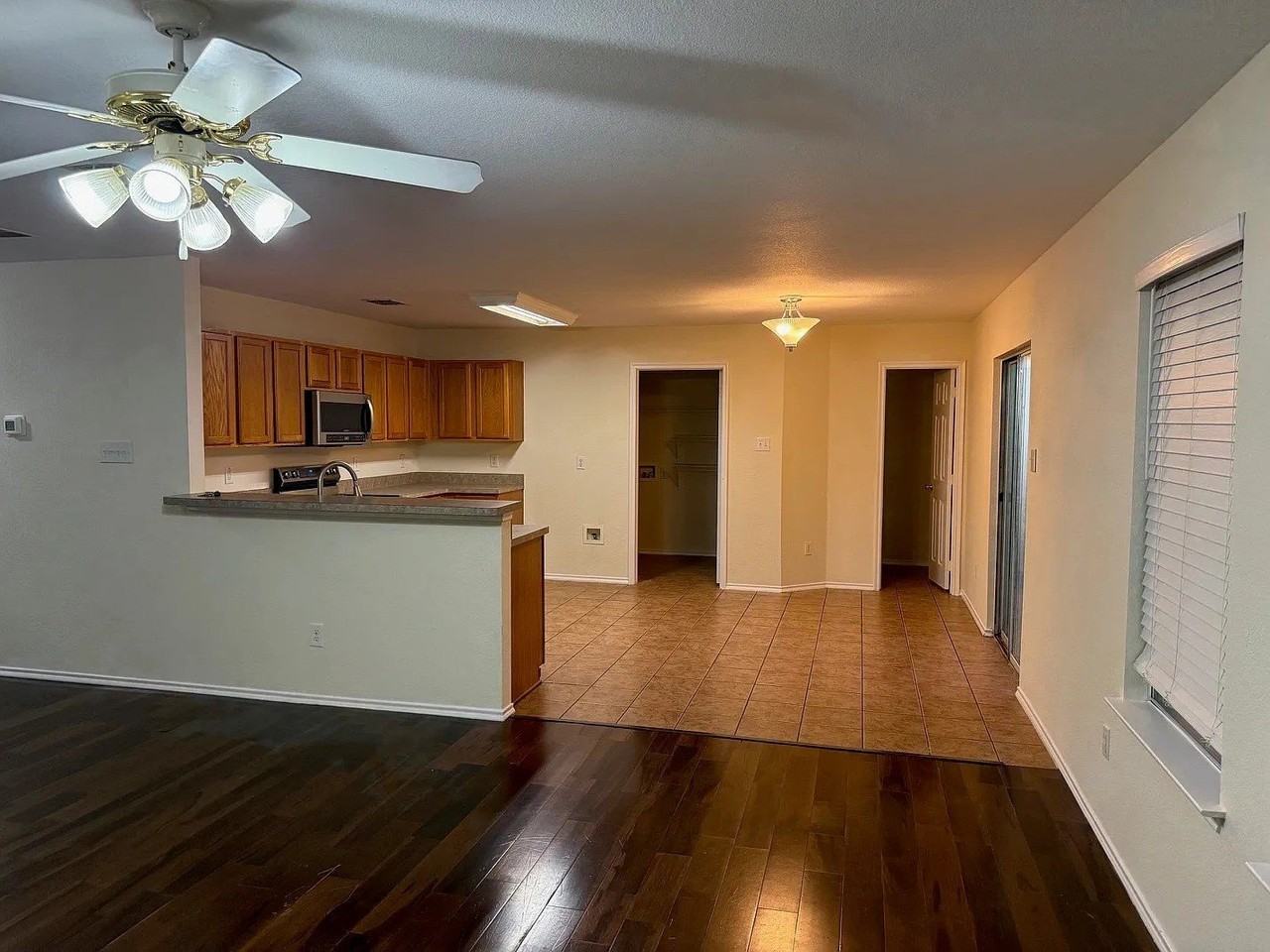 2929 Kimbrough Ln - Photo 3 of 10