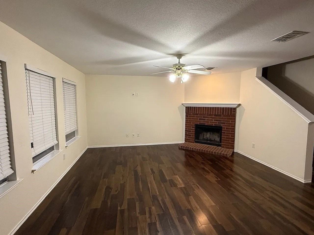 2929 Kimbrough Ln - Photo 4 of 10
