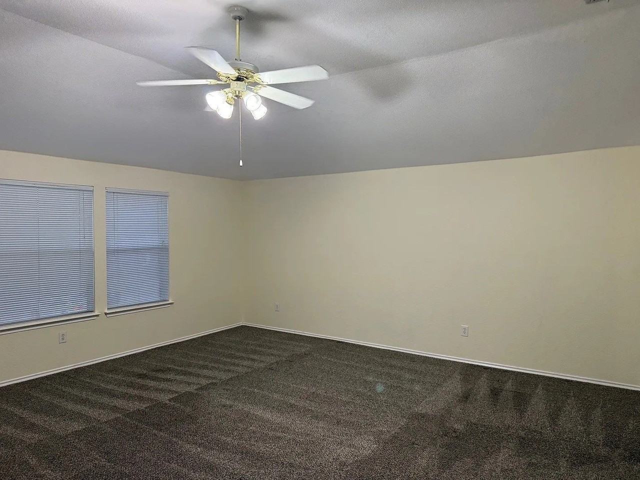 2929 Kimbrough Ln - Photo 5 of 10