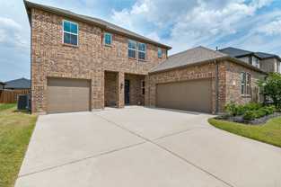 915 Crossvine Dr - Photo 1 of 1