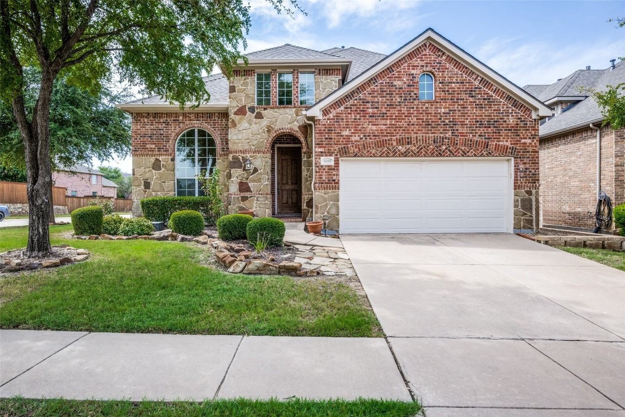 1148 Dayton Dr