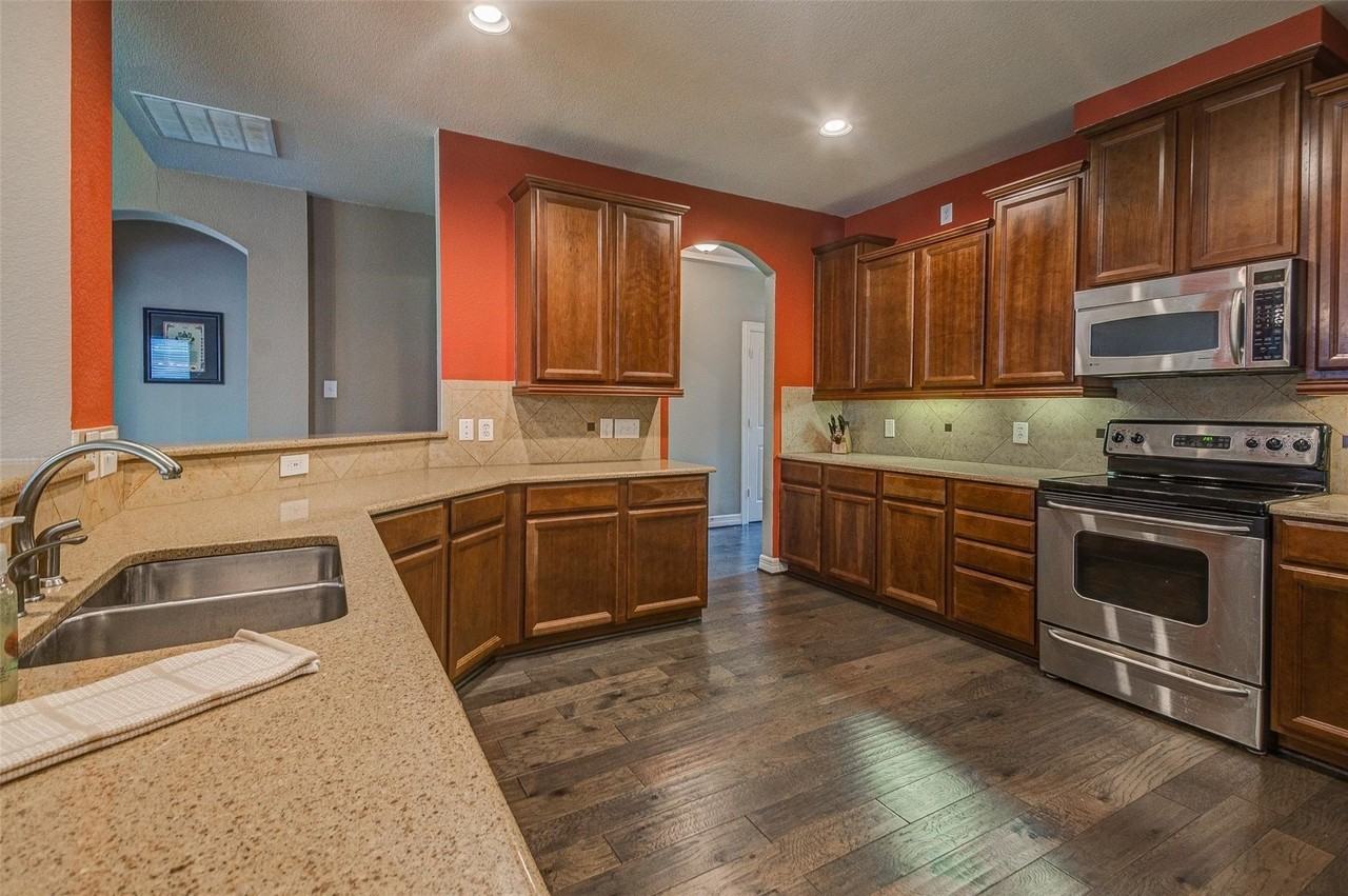 3505 Copper Ridge Dr - Photo 4 of 22