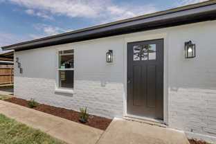 208 Ponderosa Ln - Photo 1 of 1