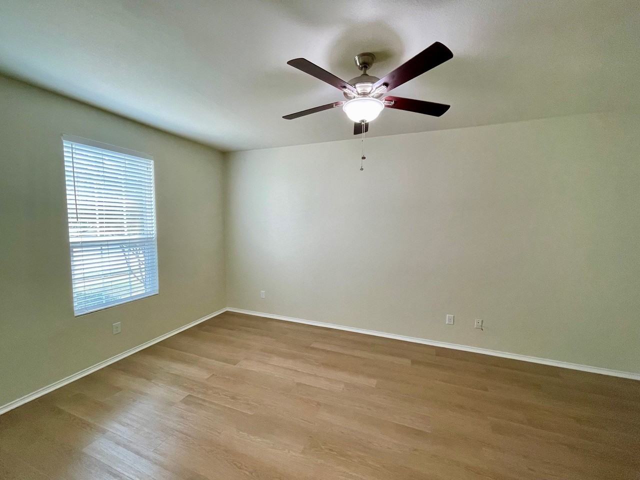 3011 Whispering Pine Blvd - Photo 6 of 12