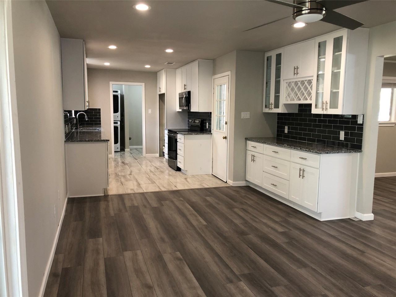 507 Colonial Dr - Photo 6 of 21