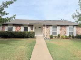 featured image of 4817 Sprucewood Ln