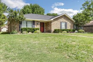 2207 Glen Forest Ln - Photo 1 of 1
