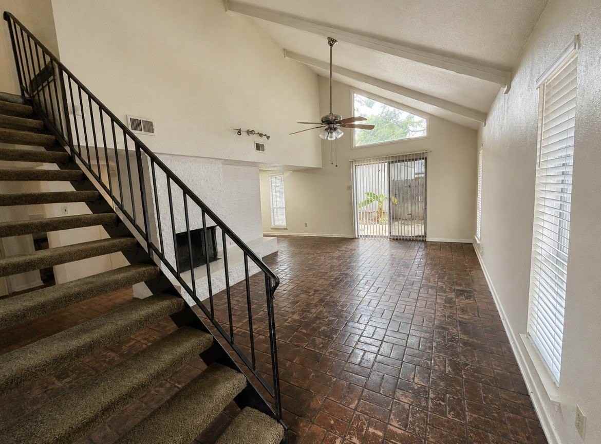 13511 Red Fern Ln - Photo 3 of 14