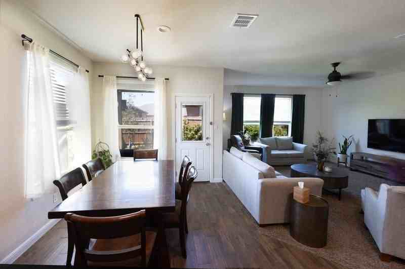 9105 Pearfield Rd - Photo 7 of 26