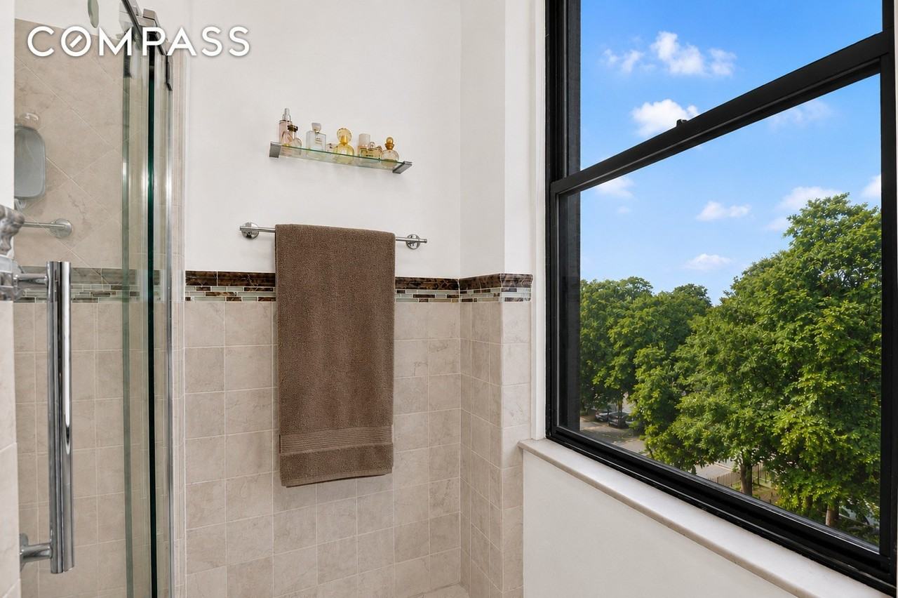 244 Riverside Dr #3B - Photo 6 of 7