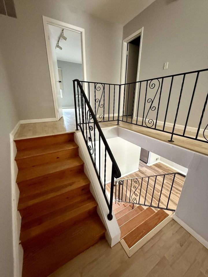 24 Redbud Rd - Photo 7 of 14
