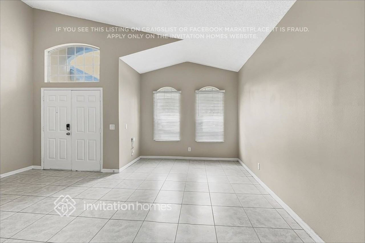 13342 Luxbury Loop - Photo 5 of 21