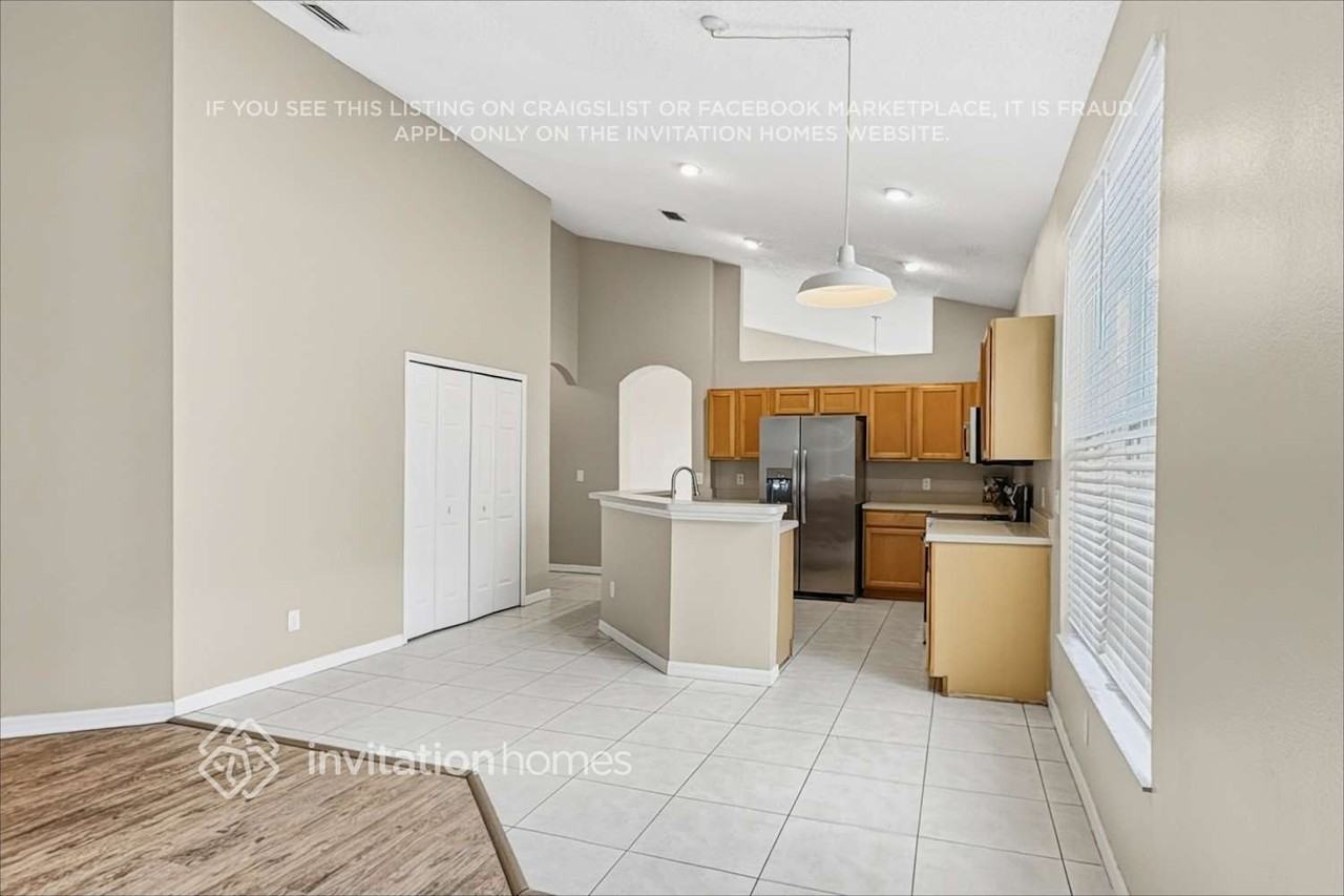 13342 Luxbury Loop - Photo 7 of 21