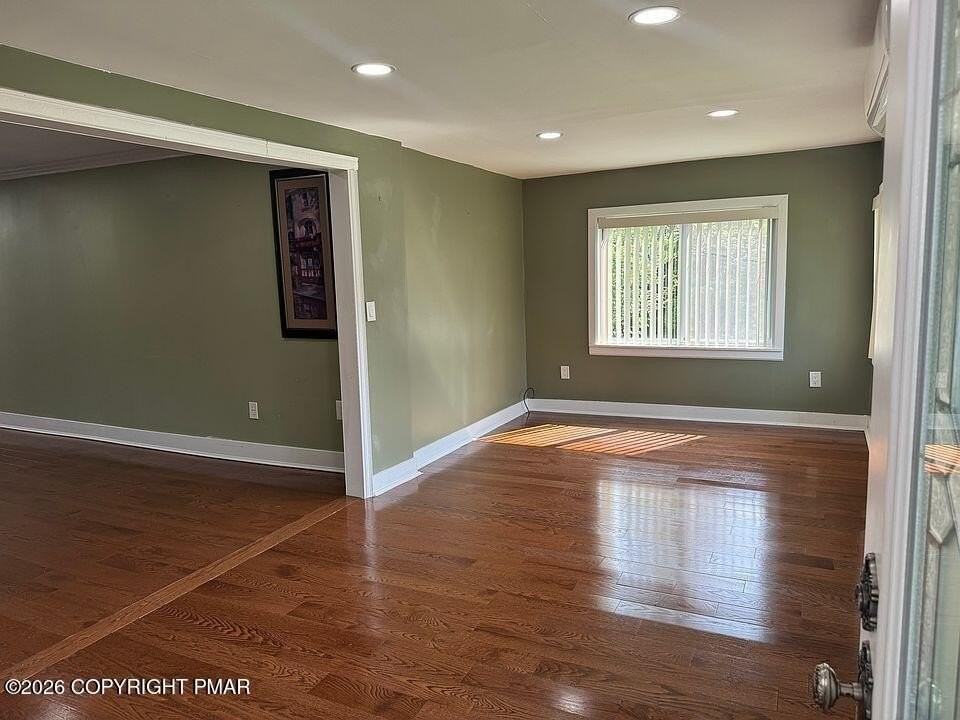 5141 Walnut Ln - Photo 3 of 22
