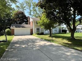 featured image of 3541 Tothill Dr