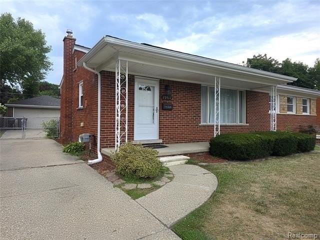 29514 Oakley St - Photo 2 of 21
