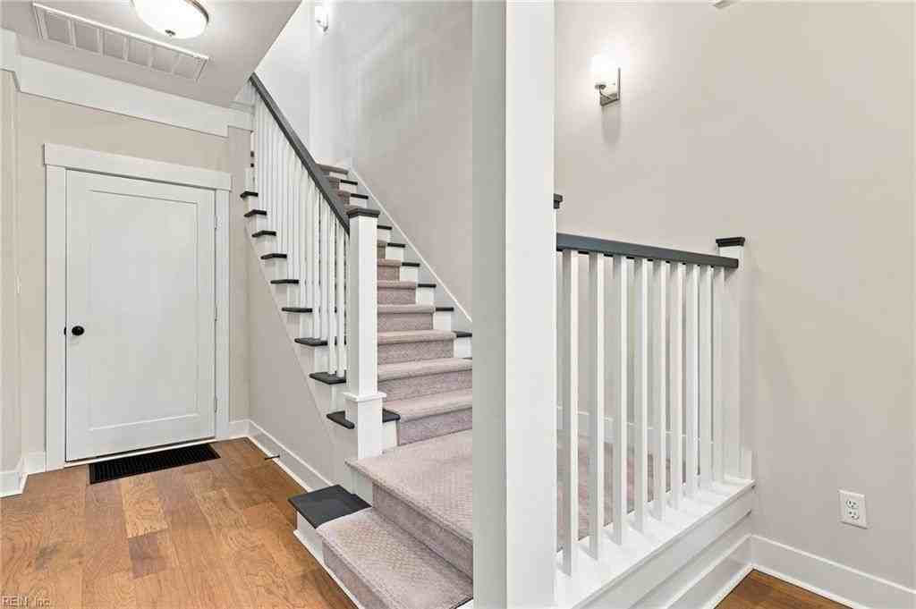 900 Billy Obrien Ln - Photo 3 of 47