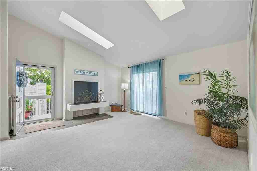 2416 Loran Ct - Photo 6 of 19