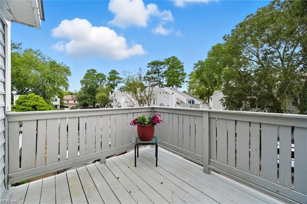 2416 Loran Ct - Photo 7 of 19