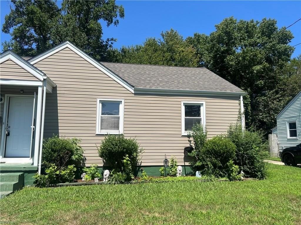 5280 Janet Dr - Photo 2 of 7