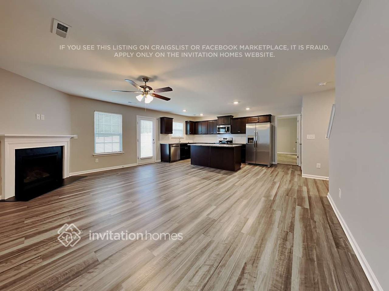 1721 Autumn Creek Ln - Photo 4 of 16