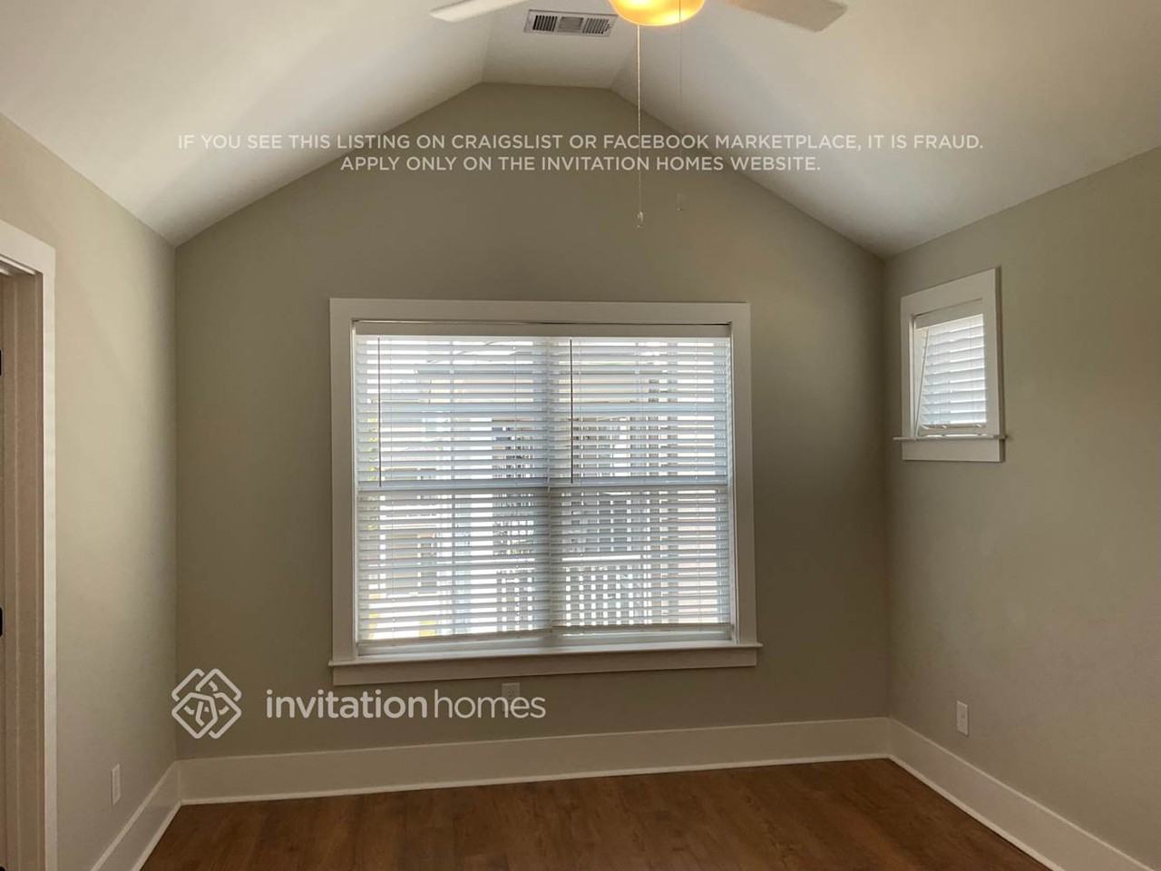 647 Vernon Ave #402 - Photo 6 of 9