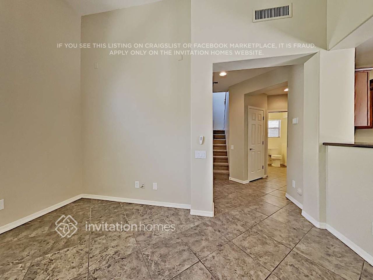 5353 W Molly Ln - Photo 4 of 16