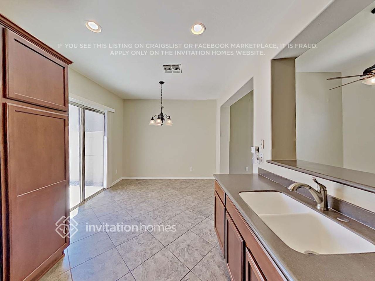 5353 W Molly Ln - Photo 6 of 16