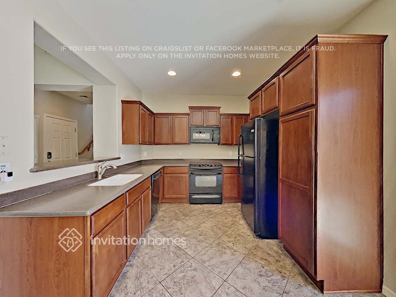 5353 W Molly Ln - Photo 7 of 16