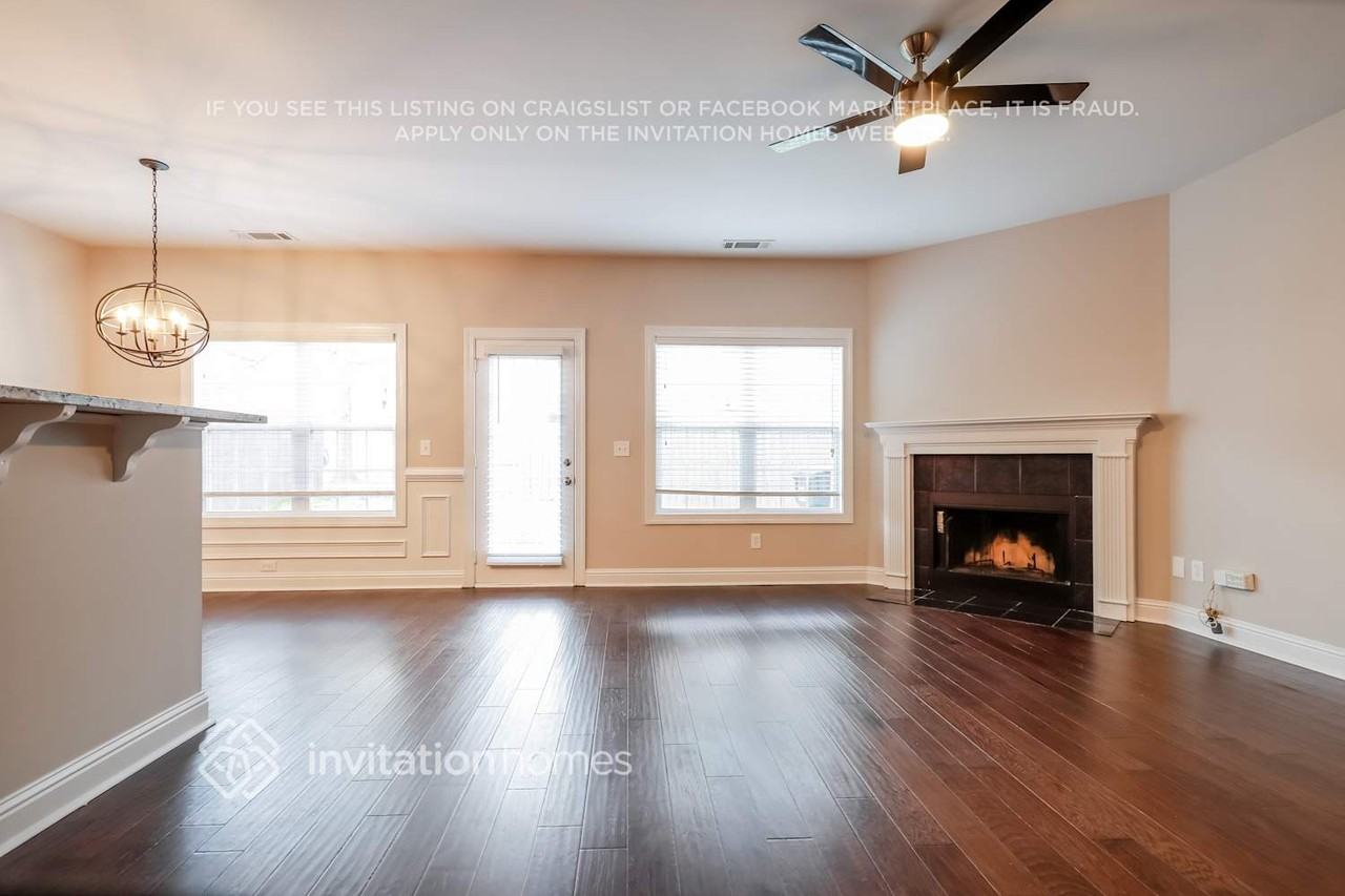 5250 Cedar Shoals Dr - Photo 2 of 16