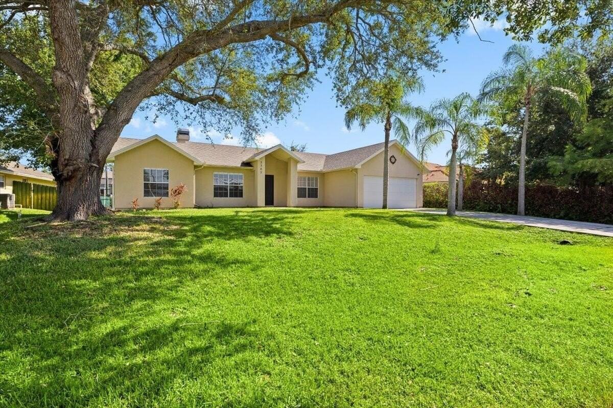 2385 Sw Neal Rd - Photo 2 of 38