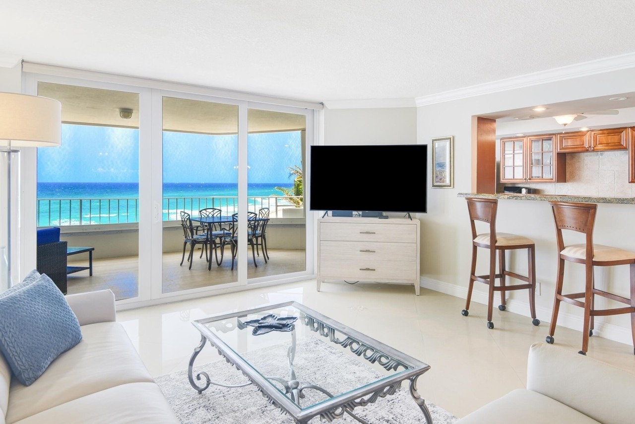 500 S Ocean Blvd #506 - Photo 3 of 50