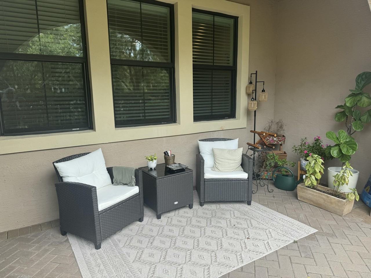 2950 Nw 124th Way - Photo 3 of 20