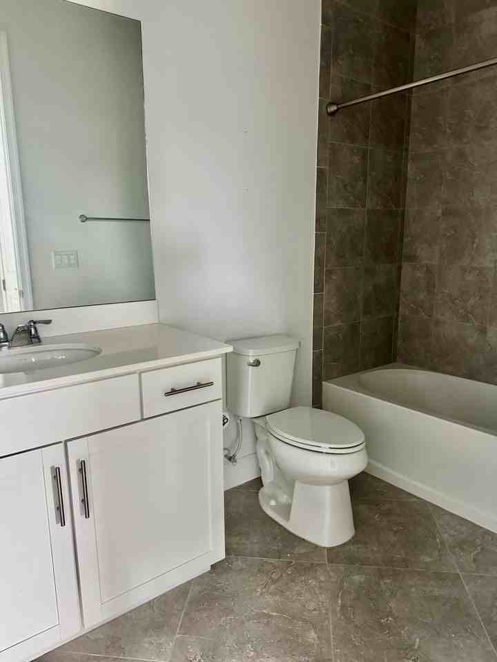 2950 Nw 124th Way - Photo 6 of 20