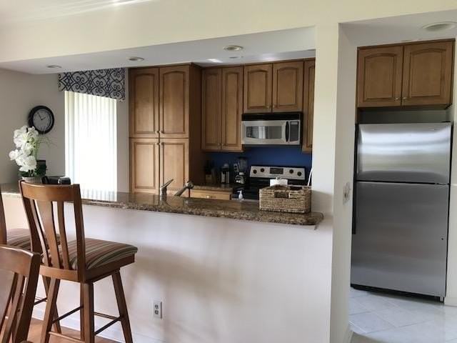 428 Brackenwood Ln S - Photo 6 of 24
