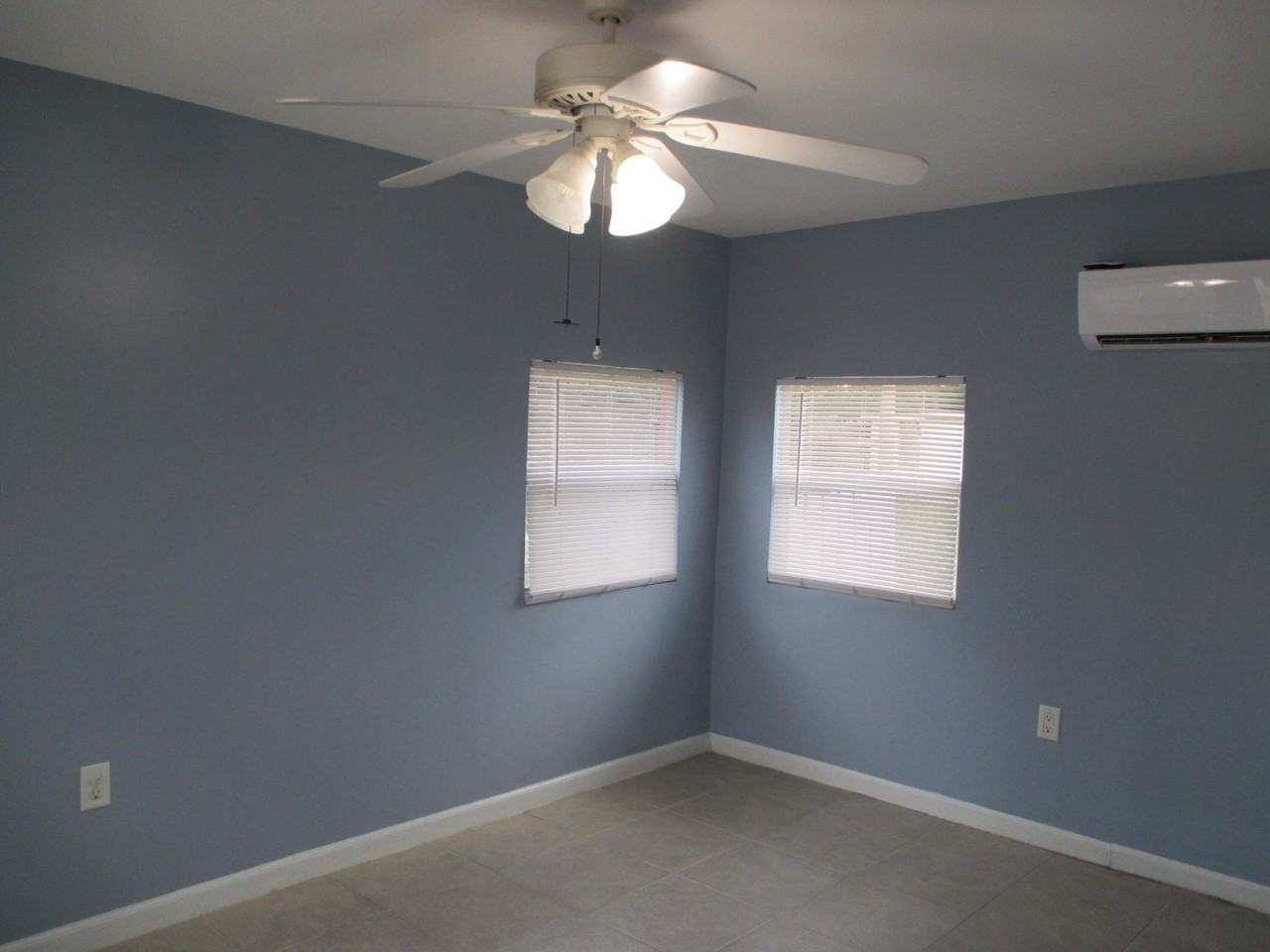 626 Minnesota St #B - Photo 3 of 10