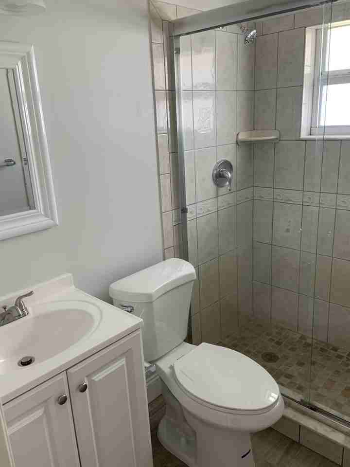 3329 Grove Rd - Photo 5 of 8