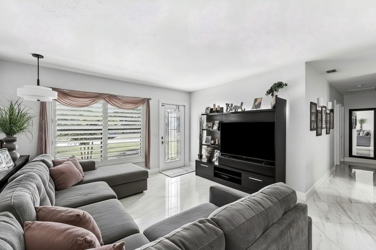 517 Ibis Dr - Photo 7 of 25