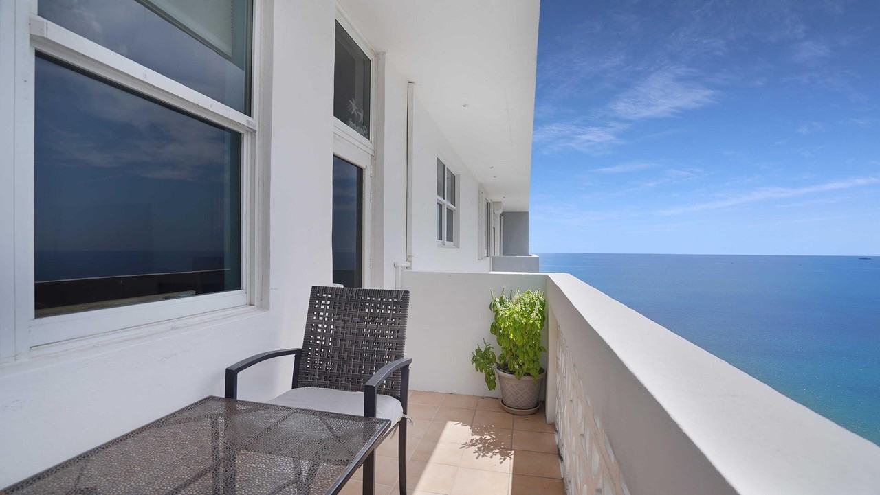 4250 Galt Ocean Dr #PH - Photo 3 of 43