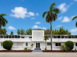 featured image of 209 Se 6th St #11