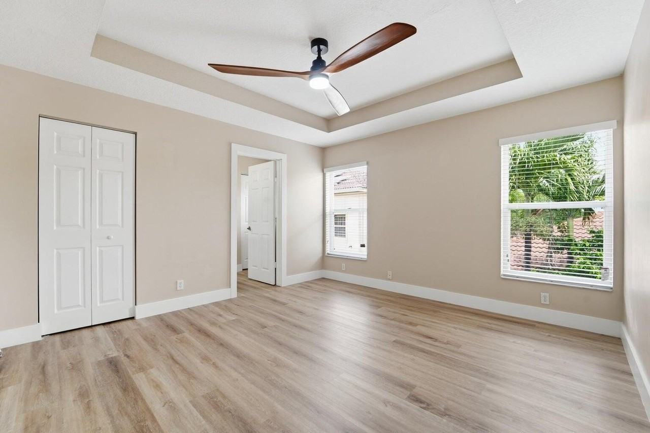 1780 Pierside Cir - Photo 5 of 11