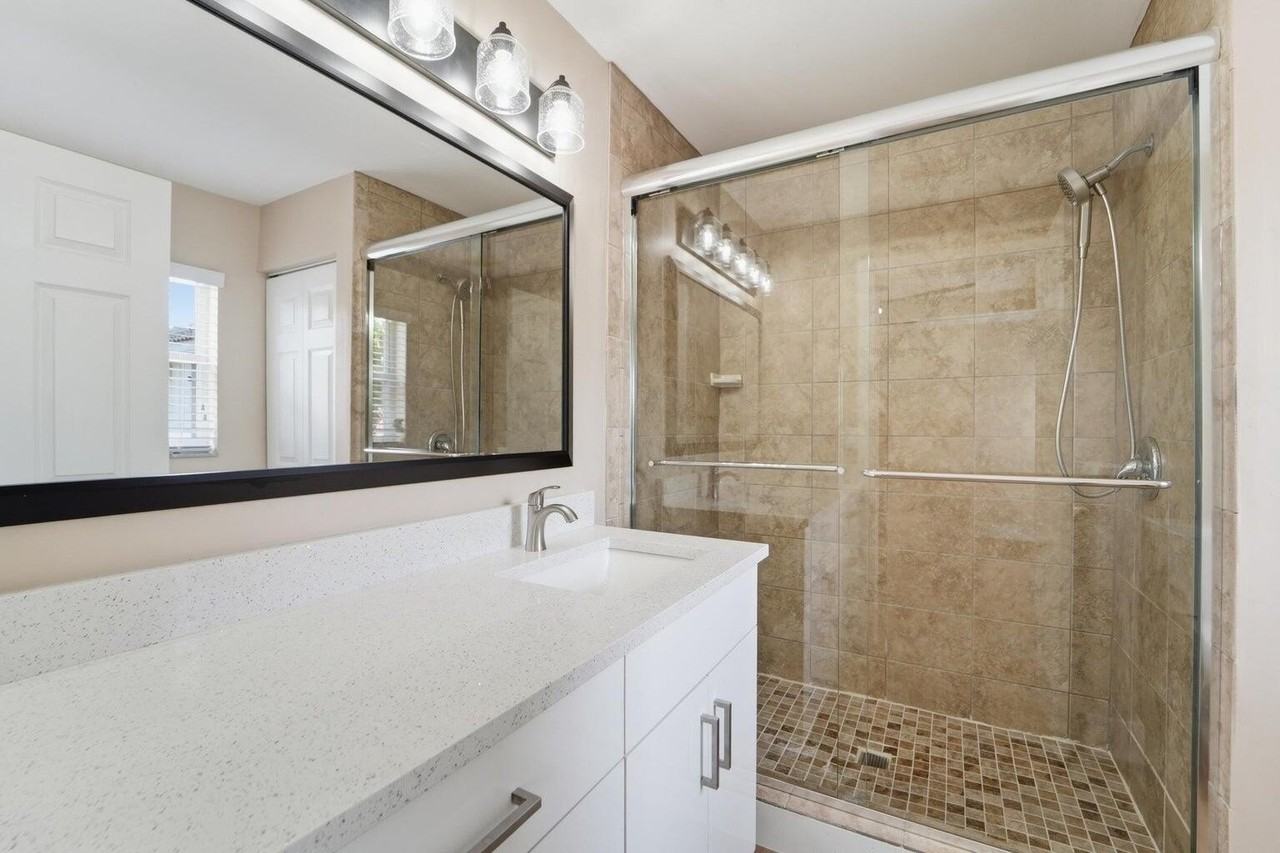 1780 Pierside Cir - Photo 6 of 11