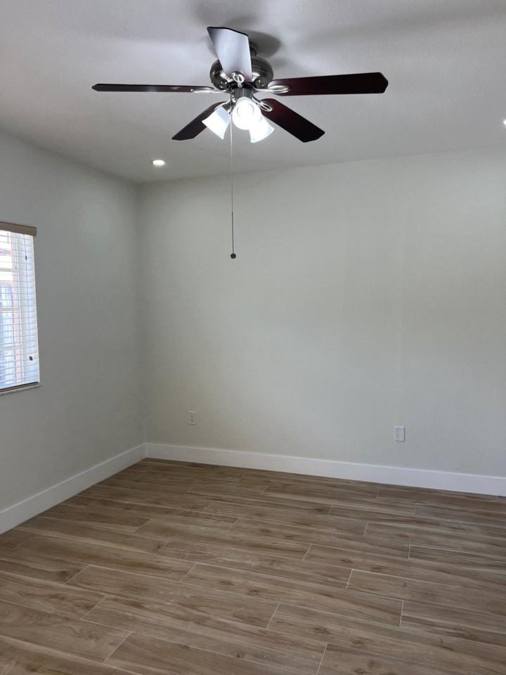 10906 Sw 181st Ter #10906 - Photo 7 of 16
