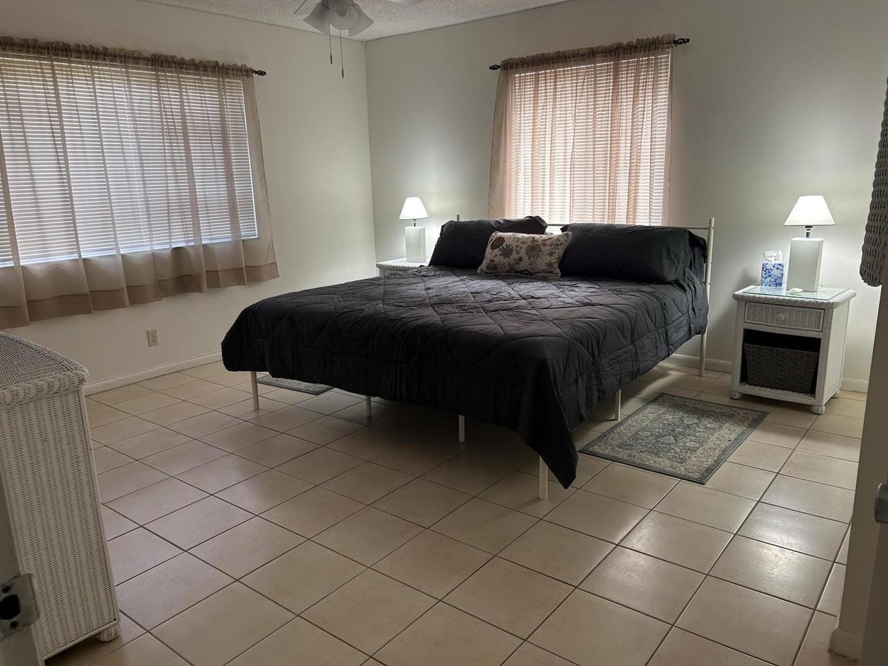 14648 Bonaire Blvd - Photo 3 of 17